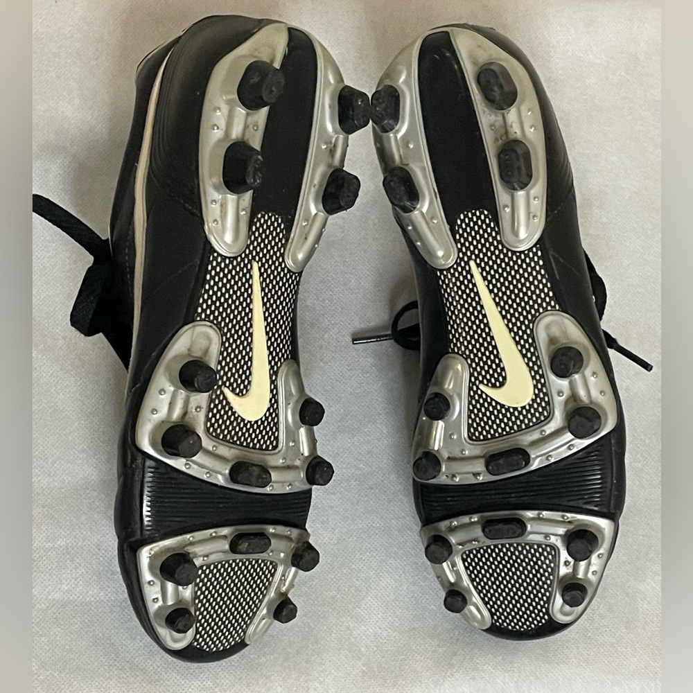 Vintage Nike Tiempo Leather Cleats Size Men 7.5 / Women 9 / EU 40.5 - Picture 7 of 13